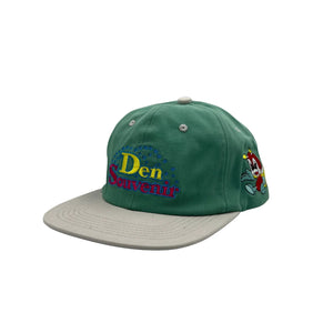 
                  
                    Den - Den World (Jade)
                  
                