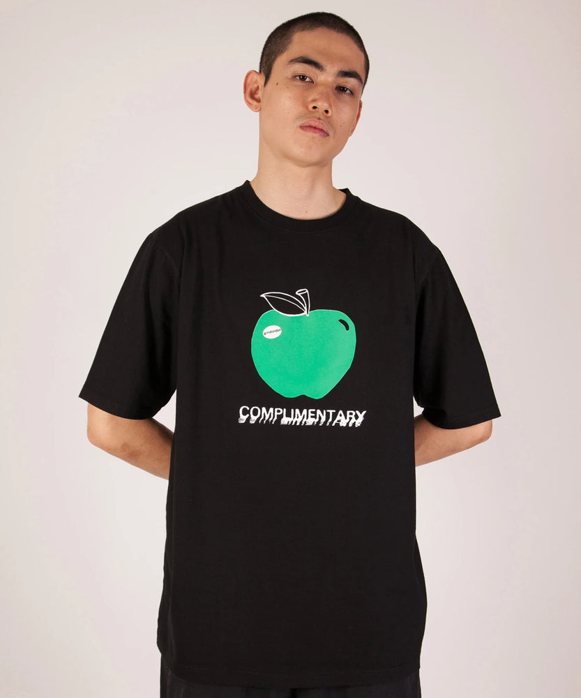 
                  
                    COMPLIMENTARY TEE (black)
                  
                