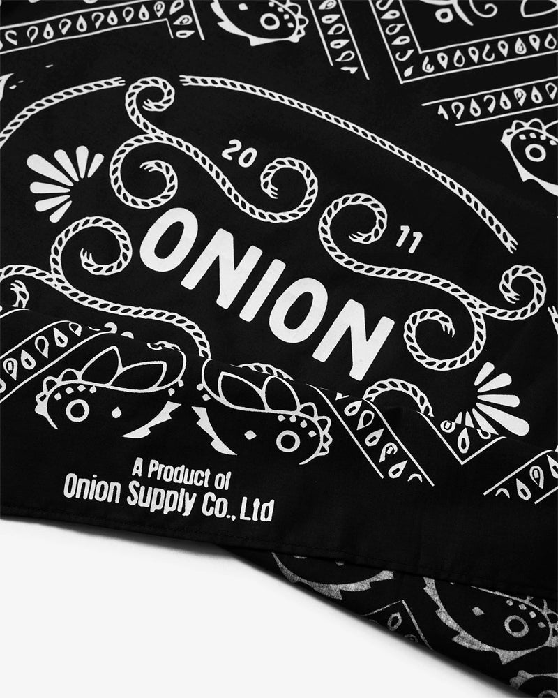 
                  
                    Paisley Bandana - Black
                  
                