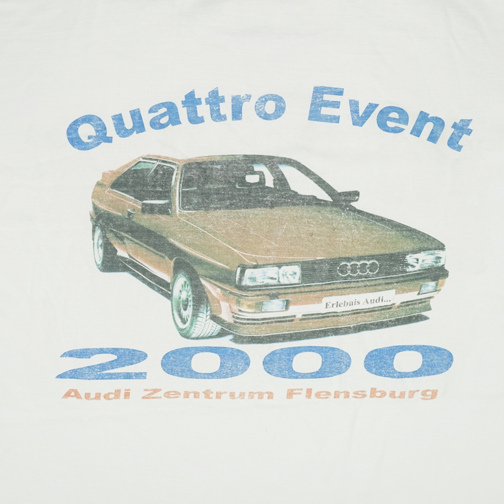 
                  
                    AUDI CLUB YEAR 2000
                  
                